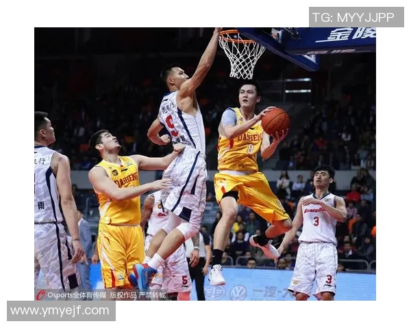 2015至2016赛季CBA广东队对战精彩回顾与赛季亮点分析